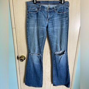 CITIZENS OF HUMANITY Naomi #065 Low Rise Flair Jeans Blue Sz 30 Distressed